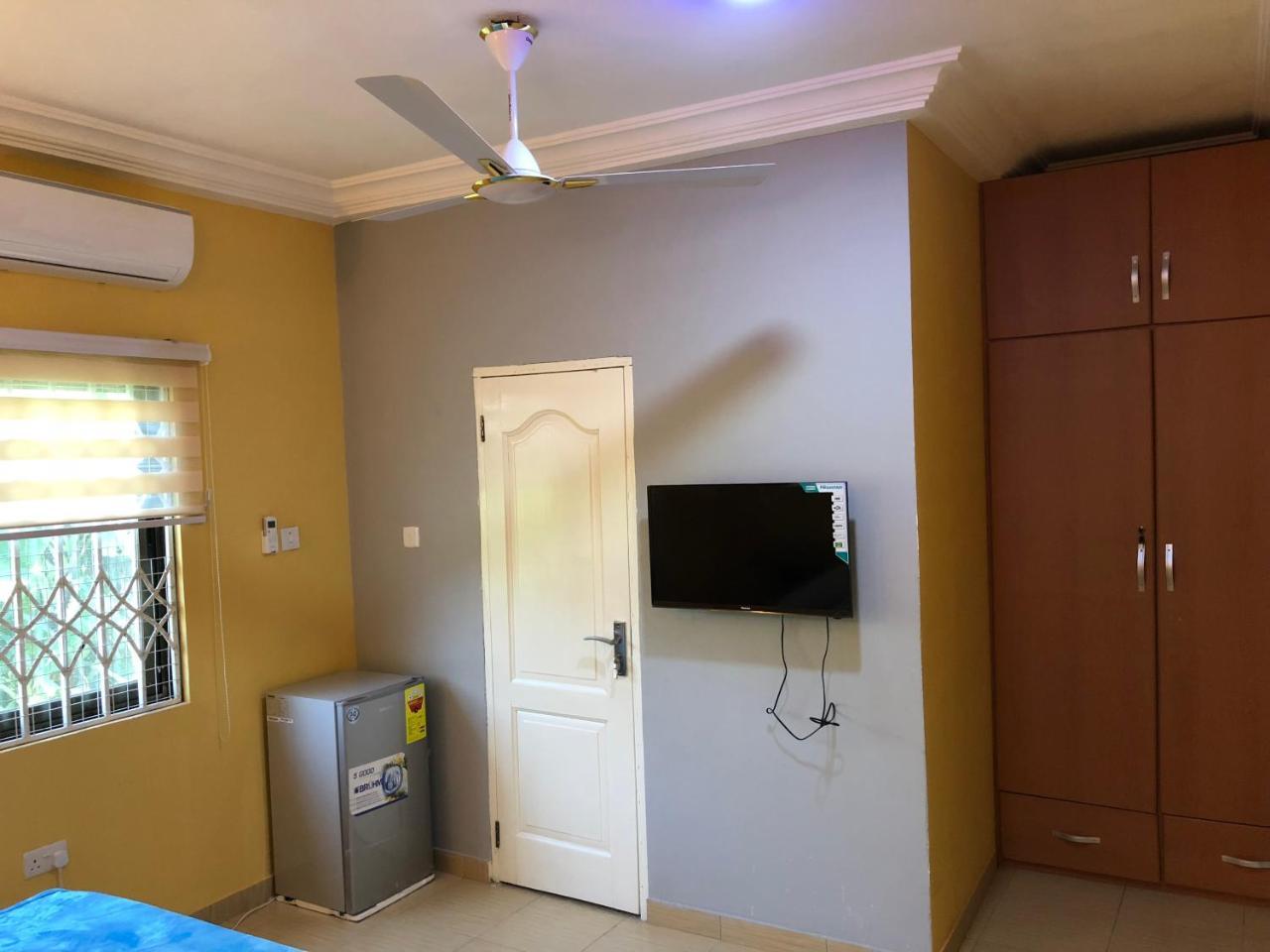 Bonsukoda Lodge Madina Luaran gambar