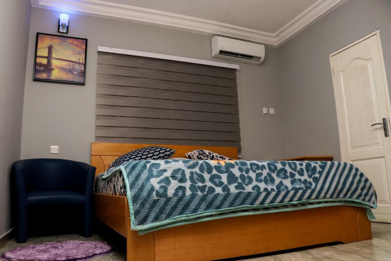 Bonsukoda Lodge Madina Luaran gambar