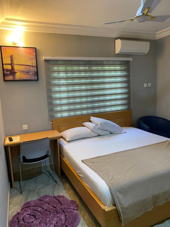 Bonsukoda Lodge Madina Luaran gambar